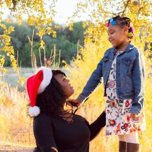 Meet your Posher, Monique